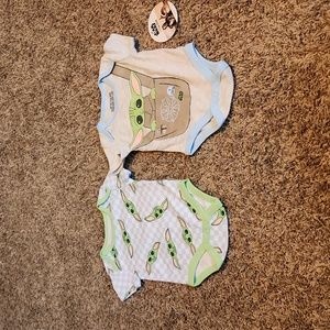 Star Wars Happy Threads Mandalorian Baby Yoda Onesies